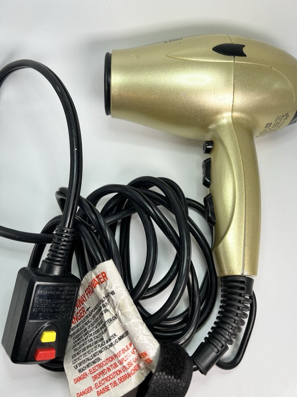 Le Angelique Hair Dryer Professional UV 2200 Smart Ionic 1875 W Gold Pre-Owned